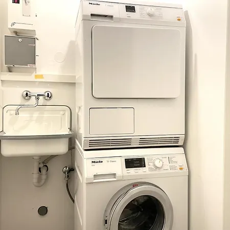 Gattinger Apartment *